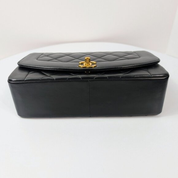 Chanel Vintage 3-Series Black Quilted Lambskin Diana Single Flap Bag - Picture 7 of 16